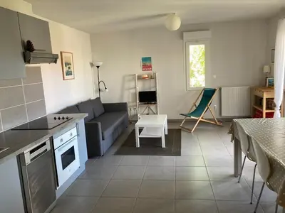 Cuisine ou kitchenette dans l'établissement Appartement Gujan Mestras premier étage