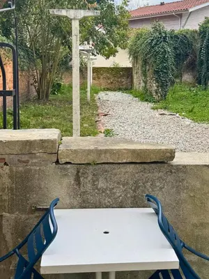 Jardin de l'établissement Nid Bleu - Central - Wifi - Équipé