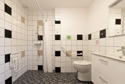 Salle de bains dans l'établissement L'Ilot Narossais 10 - idéal curiste - clim - proche Dax
