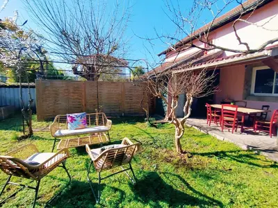 Jardin de l'établissement Villa Lusitania