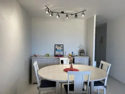 Coin salon dans l'établissement T2 Mezzanine, 5 Pers, Face Océan à Vieux-Boucau - FR-1-379-180