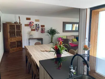 Plan de l'établissement Magnifique Maison architecturale à l'Océan