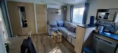 Cuisine ou kitchenette dans l'établissement La Réserve 4 étoiles à Gastes emplacement 592 3CH 1SDB 6 personnes