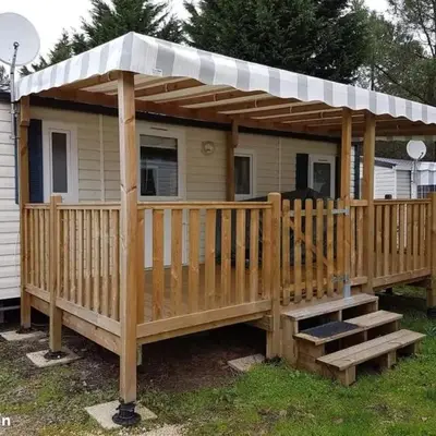 MH 387 3 chambres 1 salle de bain dans camping 4 étoiles