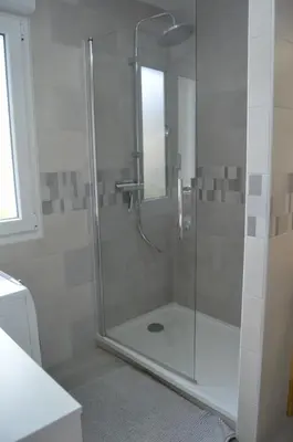 Salle de bains dans l'établissement Petite maison de plain-pied
