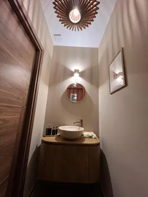 Salle de bains dans l'établissement Villa avec piscine 3 chambres 6 couchages