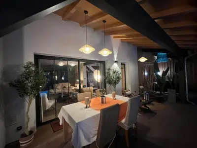 Coin salon dans l'établissement Villa avec piscine 3 chambres 6 couchages