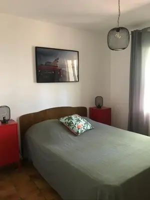 Un ou plusieurs lits dans un hébergement de l'établissement villa chêne liège