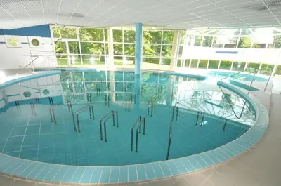 Piscine de l'établissement Residence Les Chenes ou située à proximité