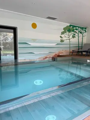 Piscine de l'établissement Villa Lombardière ou située à proximité