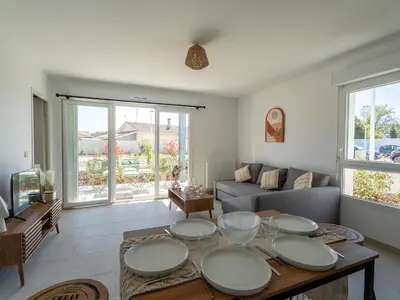 Coin salon dans l'établissement Appartement T4 lumineux à Biscarrosse - 6 à 8 pers. - Parking inclus - FR-1-319-599