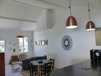 Coin salon dans l'établissement Villa pour 5 personnes proche du centre-ville d'Hossegor