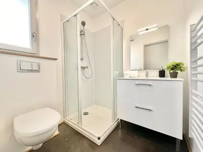 Salle de bains dans l'établissement La Fabrique - Parking & Extérieur Privatif - Clim - Fibre - Calme