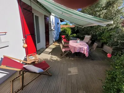 Terrasse ou espace extérieur de l'établissement Maison au calme à Gujan Mestras
