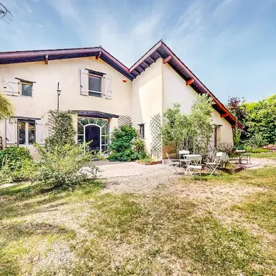 Beautiful Home In Ossages
