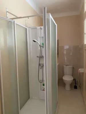 Salle de bains dans l'établissement Maison familiale à 200m de la plage