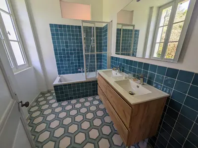 Salle de bains dans l'établissement Grande demeure familiale
