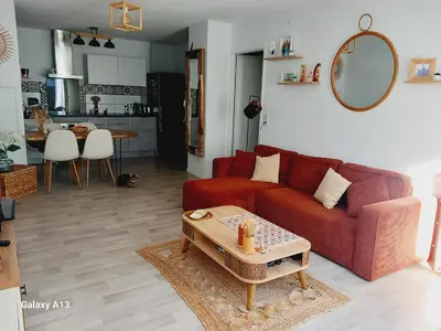 Cuisine ou kitchenette dans l'établissement Appartement T2 Capbreton - Jardinet - Terrasse - Parking couvert