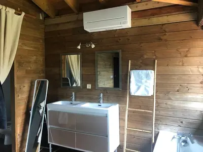 Salle de bains dans l'établissement Villa de l'océan
