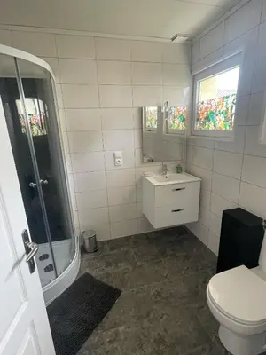 Salle de bains dans l'établissement Maison de ville
