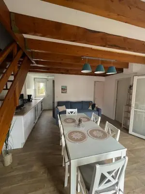 Coin salon dans l'établissement Villa 3 chambres 6 personnes résidence de vacances Soustons