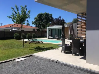 Piscine de l'établissement Villa paloma ou située à proximité