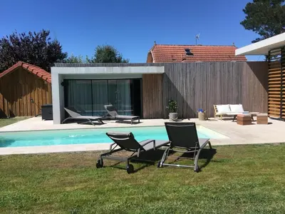 Piscine de l'établissement Villa paloma ou située à proximité