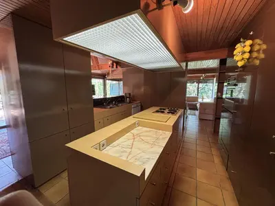 Cuisine ou kitchenette dans l'établissement Maison Landaise d'Architecte - 8 Pers - Biscarrosse Bourg - FR-1-319-609
