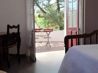 Un ou plusieurs lits dans un hébergement de l'établissement Maison spacieuse à Capbreton, proche port et plages, jusqu'à 6 personnes - FR-1-239-1122