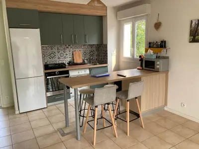 Cuisine ou kitchenette dans l'établissement Appartement cosy au calme à Léon