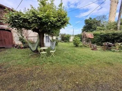Jardin de l'établissement Bien Être Hinx