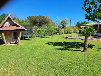 Jardin de l'établissement La Maison du Bonheur