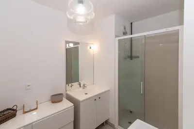 Salle de bains dans l'établissement Appartement BRISE MARINE