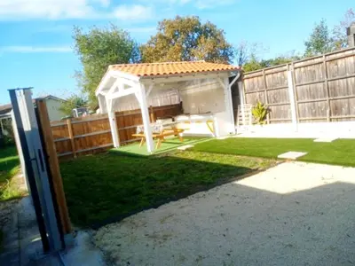 Jardin de l'établissement Holiday Home in La Teste near Arcachon Beach