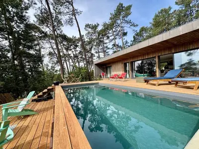 Piscine de l'établissement La Villa du Bout du Monde, Pool & Jacuzzi ou située à proximité