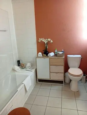 Salle de bains dans l'établissement Superb apartment with terrace near beach