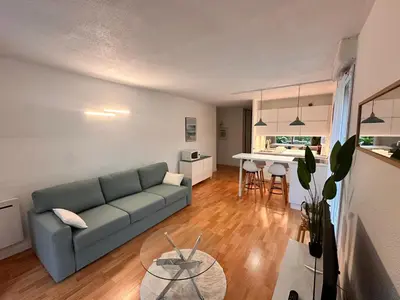 Cuisine ou kitchenette dans l'établissement magnifique T2 vue sur parc