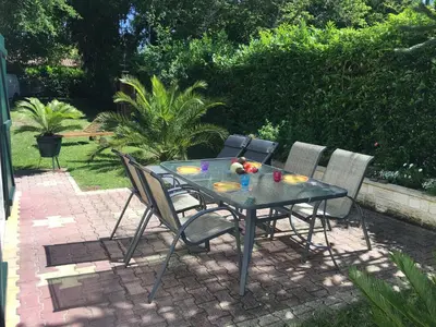 Jardin de l'établissement Location dans les Landes et le Pays basque
