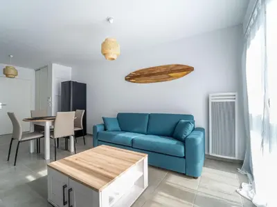 Coin salon dans l'établissement Mimizan Plage - T2 équipé à 400m océan, parking, 4 pers. - FR-1-50-178