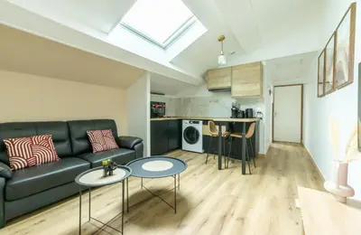 Cuisine ou kitchenette dans l'établissement Cocon Dacquois
