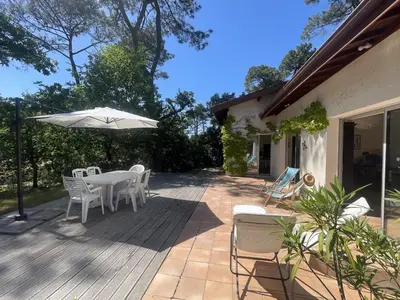 Jardin de l'établissement Maison 110 m² Pyla-sur-Mer avec Terrasse et Jardin, proche plages - FR-1-420-161