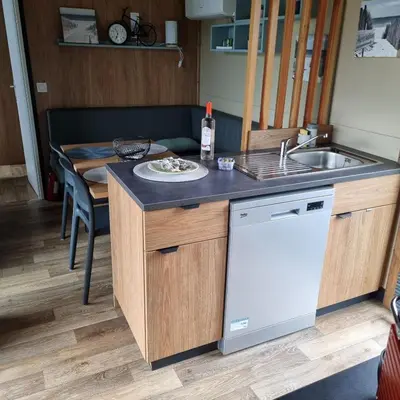 Cuisine ou kitchenette dans l'établissement Magnifique Chalet