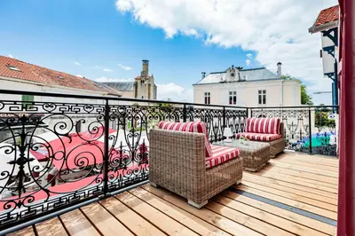 Balcon ou terrasse dans l'établissement Hotel du Balcon