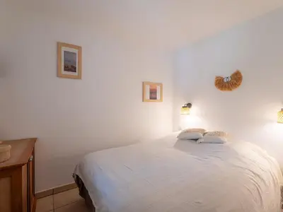 Un ou plusieurs lits dans un hébergement de l'établissement Appartement avec balcon et piscine - Golf de Biscarrosse - 4 pers - FR-1-319-616