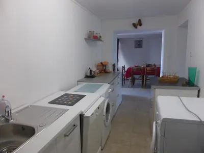 Cuisine ou kitchenette dans l'établissement Chambre d'hôte Les Papillons - Chez Gilles et Myriam