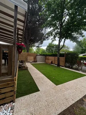 Jardin de l'établissement Mobil-home 3 chambres, mh 459