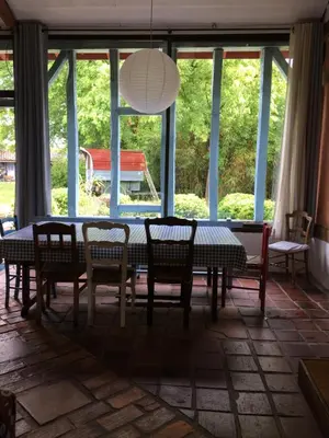 Plan de l'établissement Maison ancienne dans parc boisé