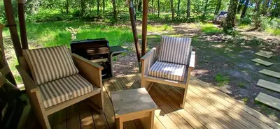 Jardin de l'établissement Tente Lodge