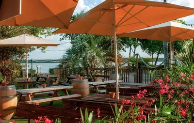Jardin de l'établissement Pet Friendly Stacaravan In Aureilhan