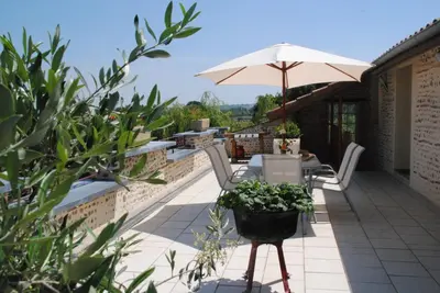 Jardin de l'établissement Gîte Matran